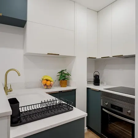 Petite Charm In Old Apartamento